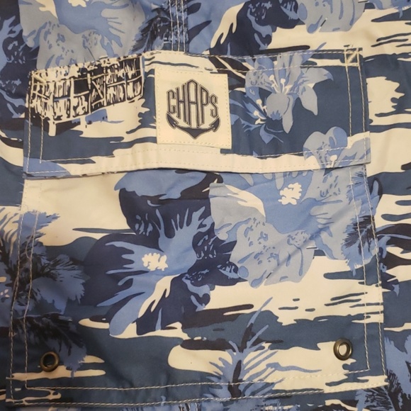 Chaps shorts - Picture 3 of 4